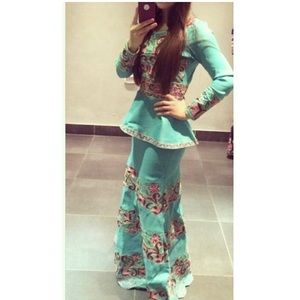 Custom-made modest peplum embroidered dress/thobe